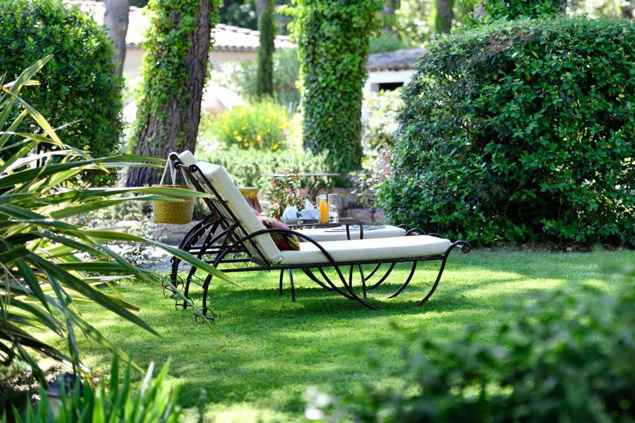 Les Mazets De Marie De Jules Hotel Eyragues Exterior photo
